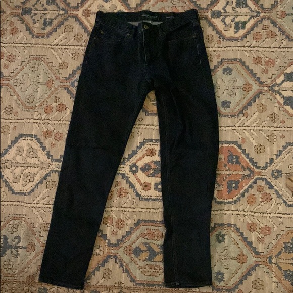 Banana Republic Traveller tapered fit Dark Blue Denim Jeans size 32x34 - Picture 2 of 4